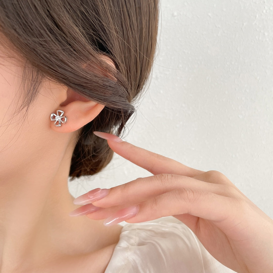 BVLGARI FIOREVER MINI DIAMOND STUD EARRINGS