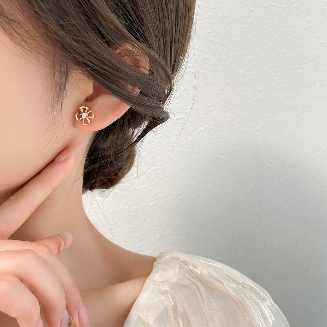 BVLGARI FIOREVER MINI DIAMOND STUD EARRINGS