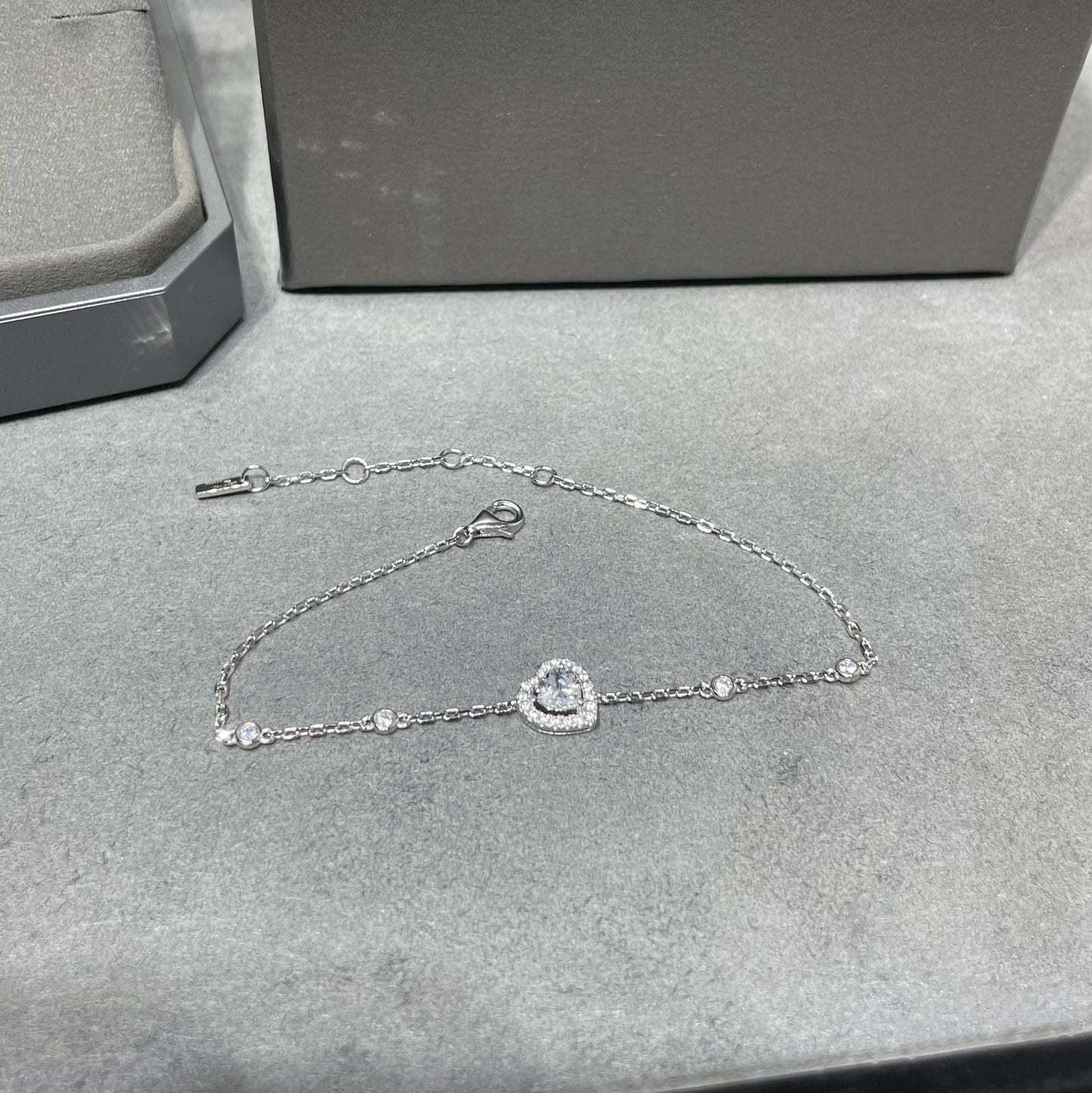 MESSIKA JOY COEUR DIAMOND BRACELET