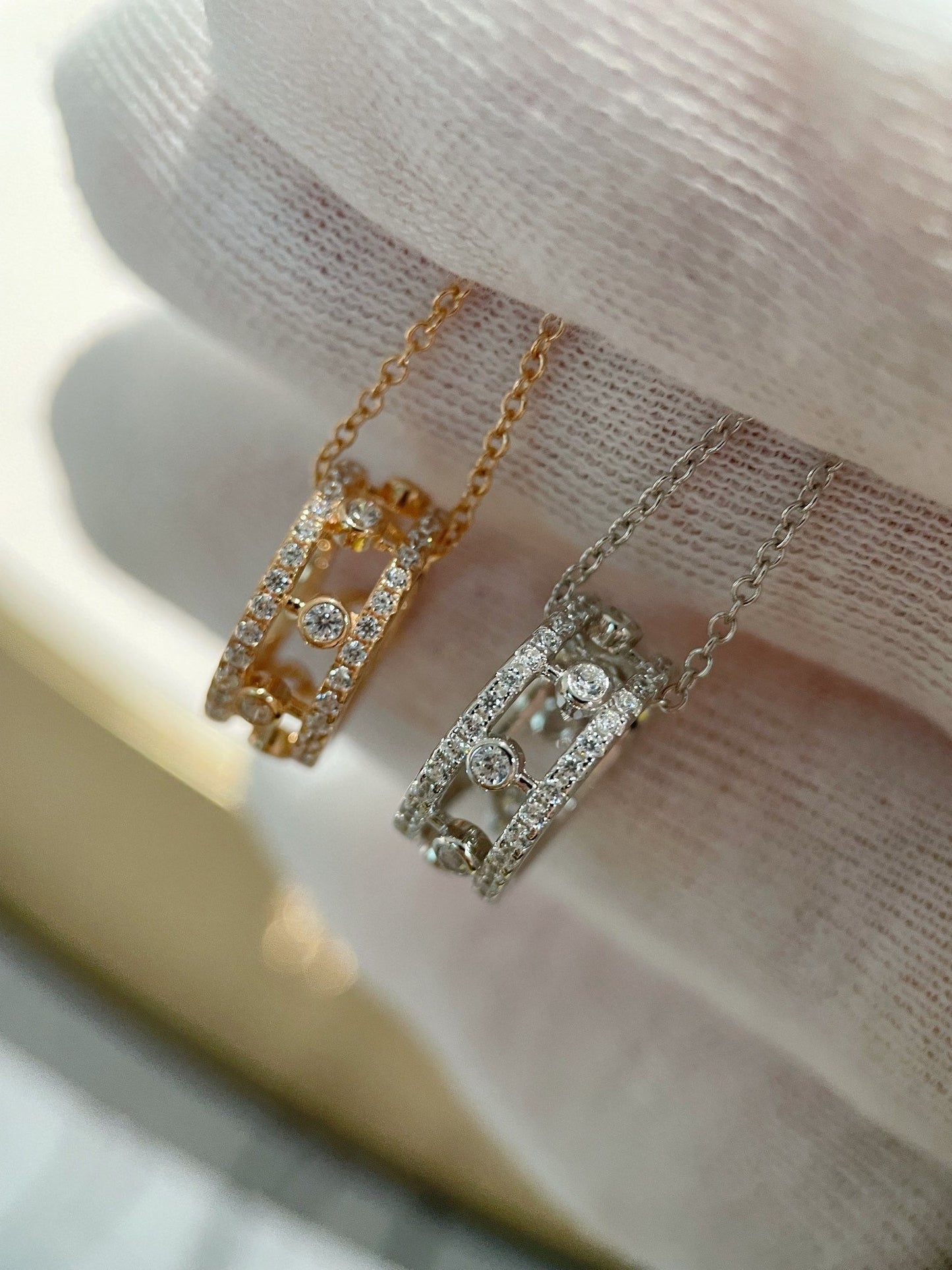 CHAUMET DEWDROP DIAMOND NECKLACE