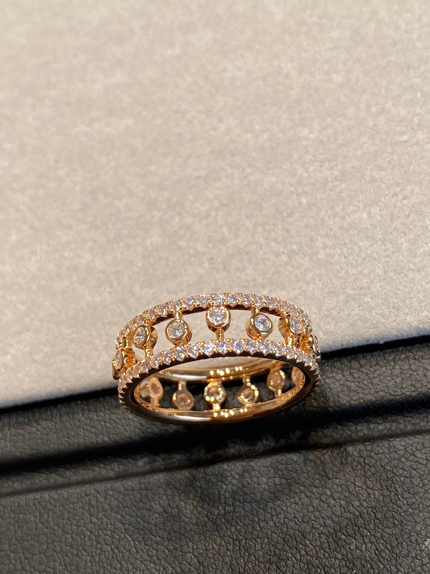 CHAUMET DEWDROP DIAMOND PAVED RING