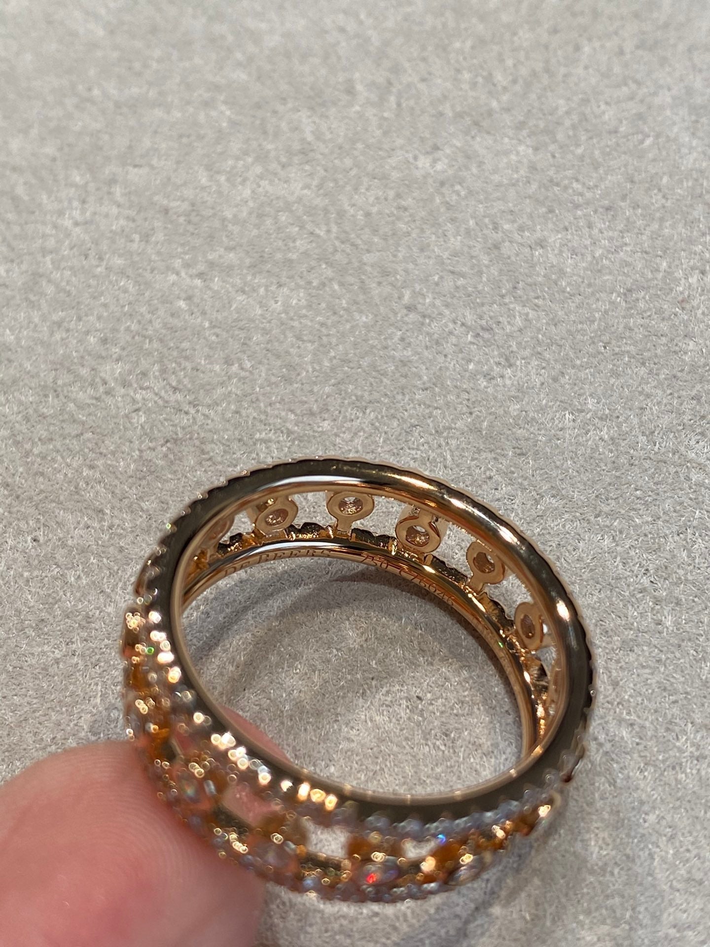 CHAUMET DEWDROP DIAMOND PAVED RING