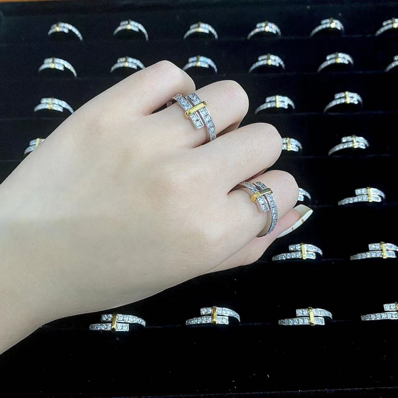 TIFFANY EDGE GOLD SILVER DIAMOND RING