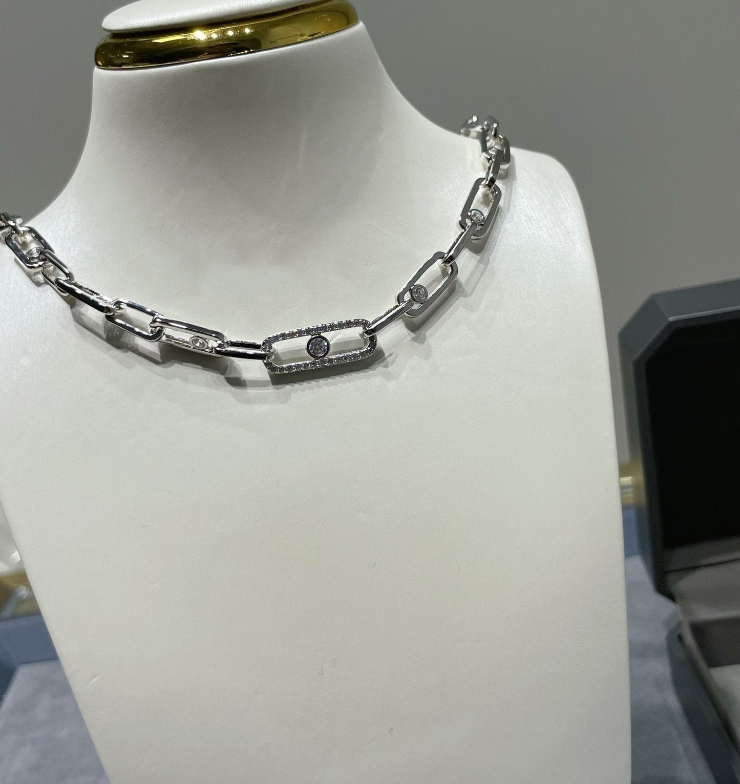 MESSIKA MOVE LINK DIAMOND NECKLACE