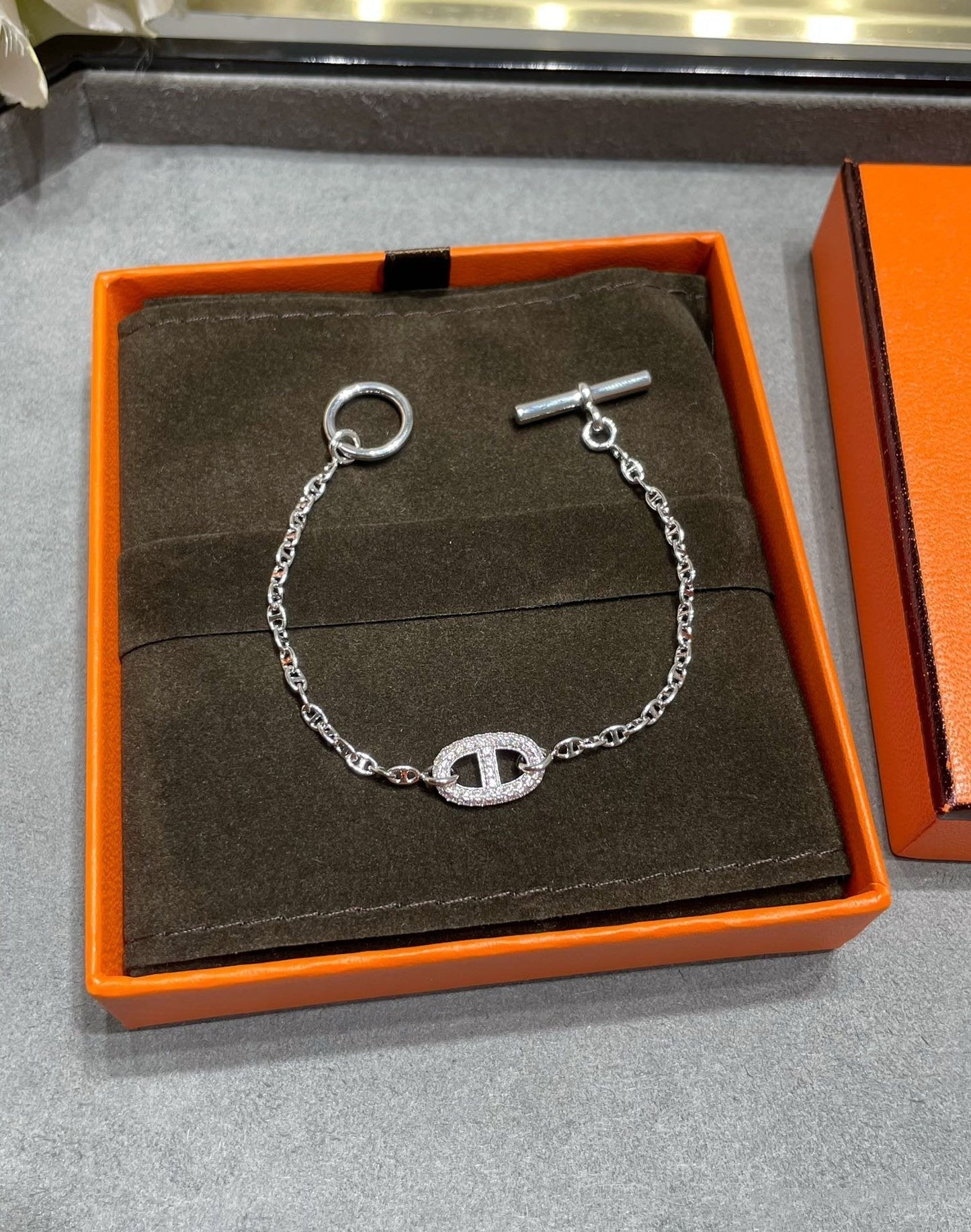 HERMES CHAINE ECHAPPEE DIAMOND LINK BRACELET