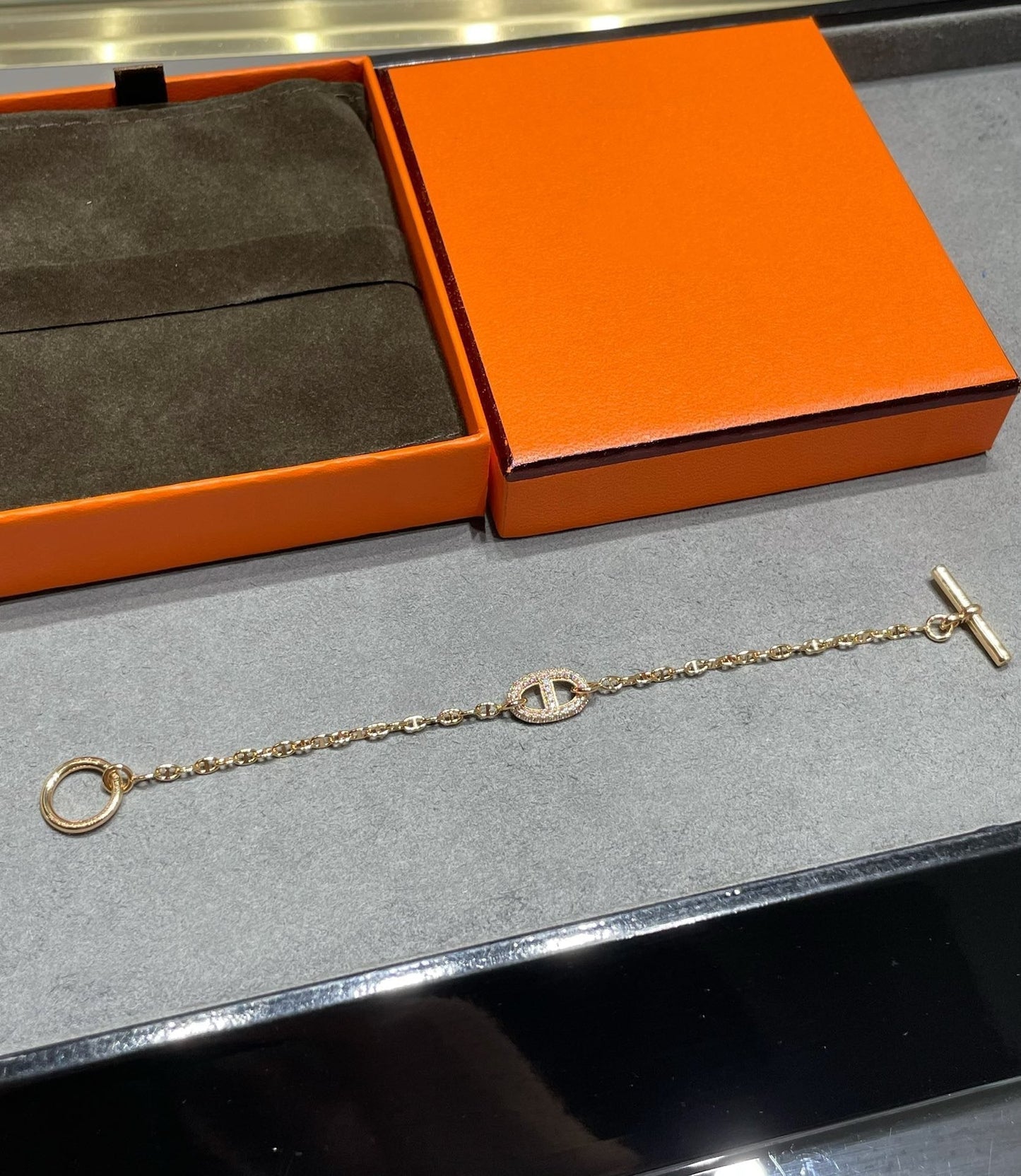 HERMES CHAINE ECHAPPEE DIAMOND LINK BRACELET
