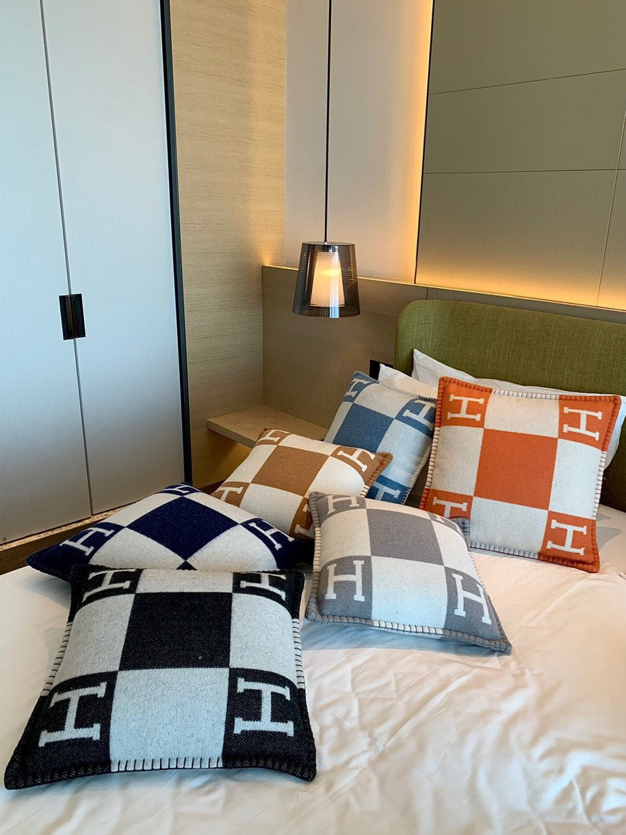 Hermes Avalon III Pillow Wool Cashmere