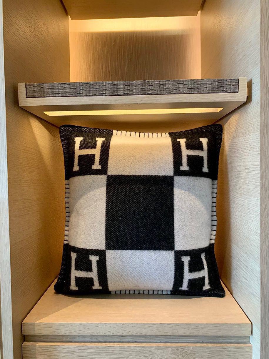 Hermes Avalon III Pillow Wool Cashmere