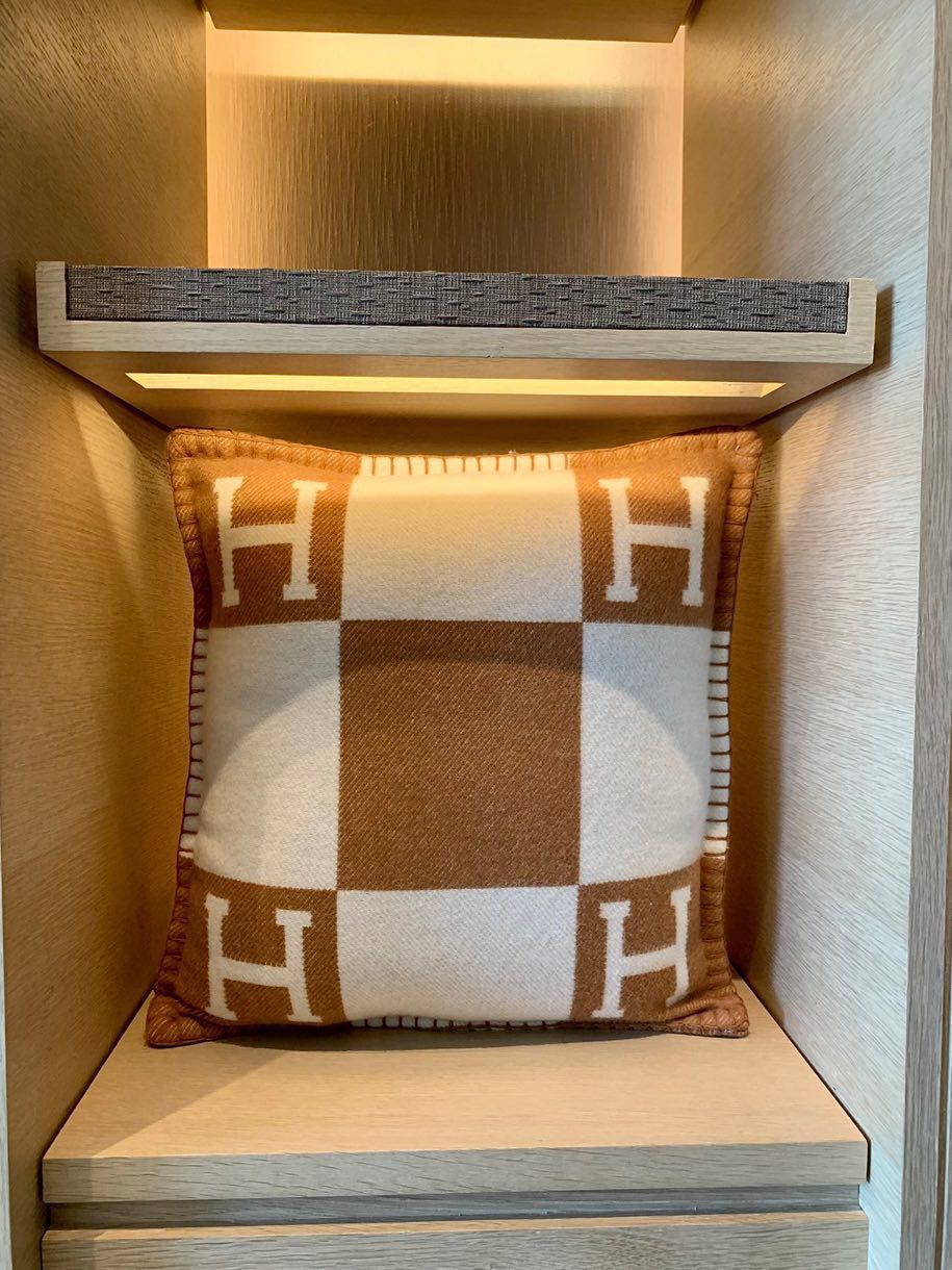 Hermes Avalon III Pillow Wool Cashmere