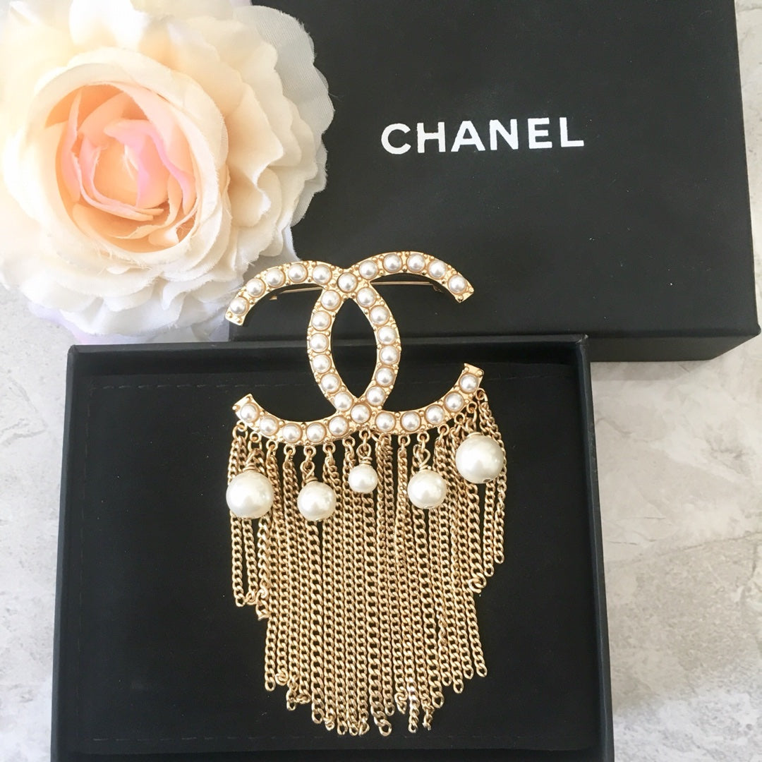 Chanel Brooch 156987