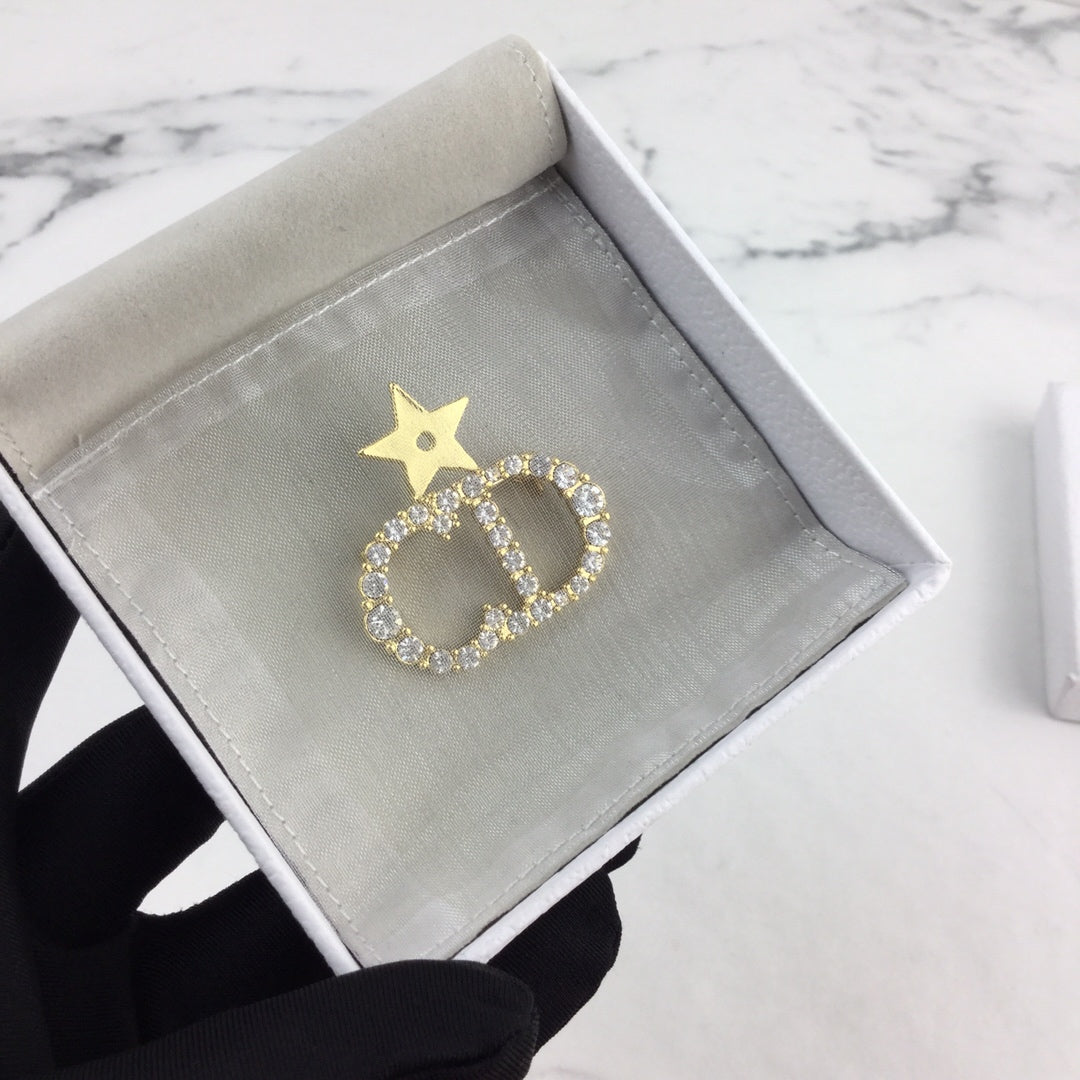 DIOR CD Brooch 04