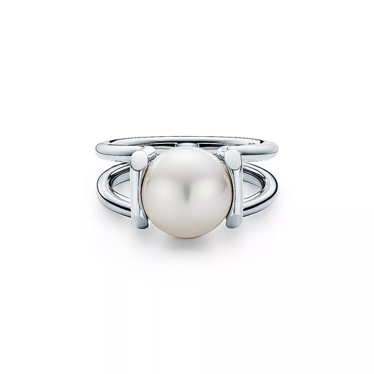 TIFFANY FRESHWATER PEARL SILVER RING
