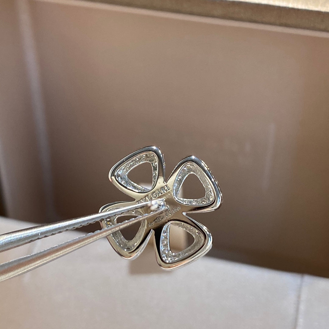 BVLGARI BVL FIOREVER DIAMOND STUD EARRINGS