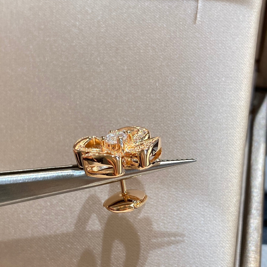 BVLGARI BVL FIOREVER DIAMOND STUD EARRINGS