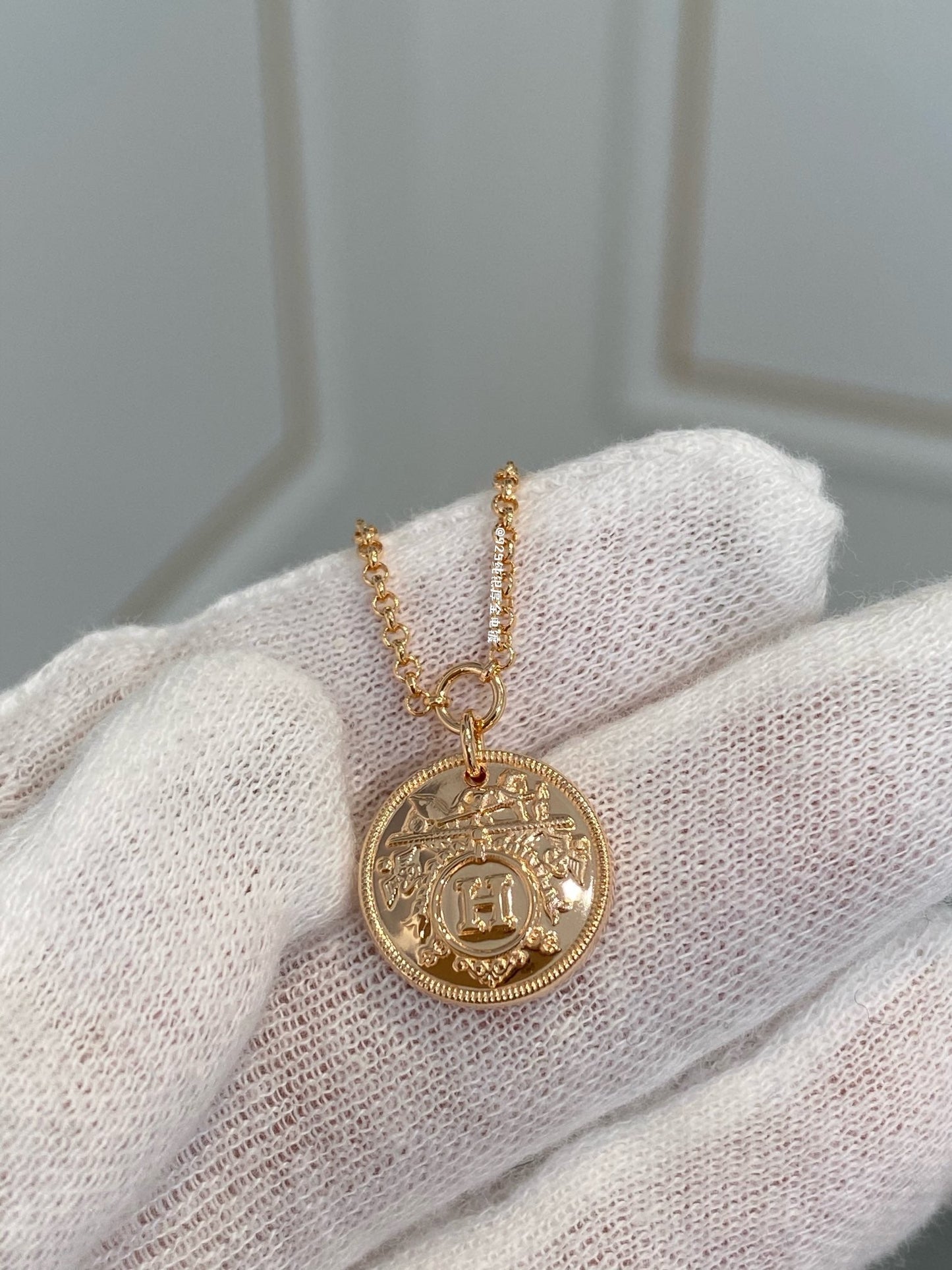 HERMES H Classic Gold Coin Bracelet