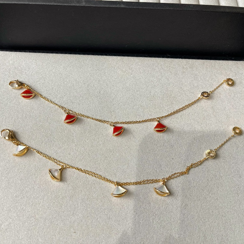 BVLGARI BVL 4 MOTIF GOLD DIVA DREAM BRACELET