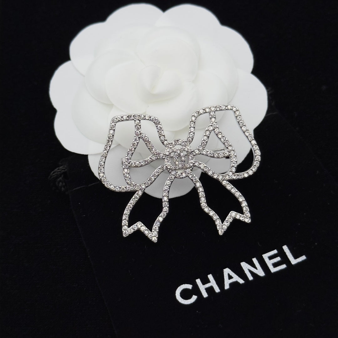 Chanel Brooch Silver 173222