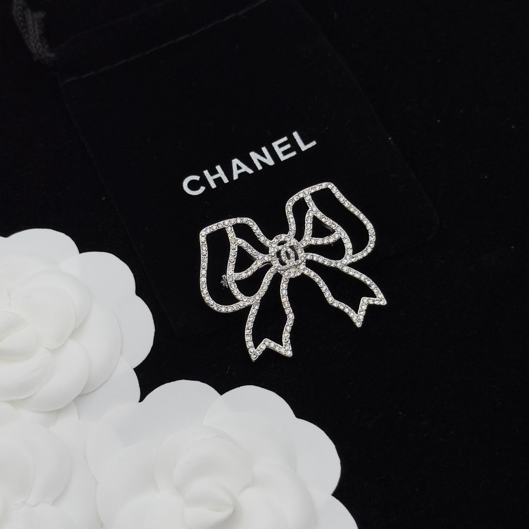 Chanel Brooch Silver 173222