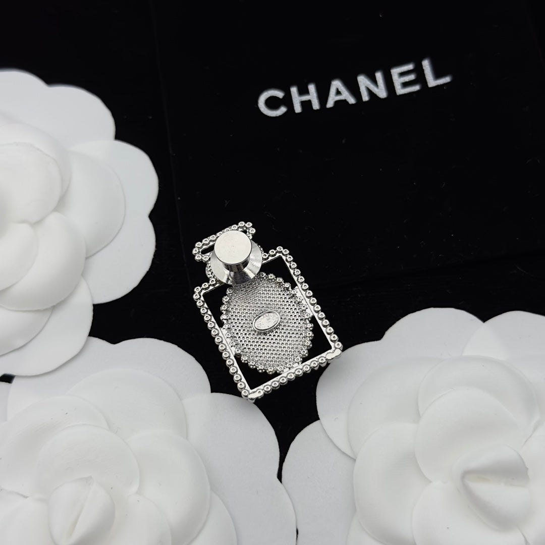 Chanel Brooch Silver 173428