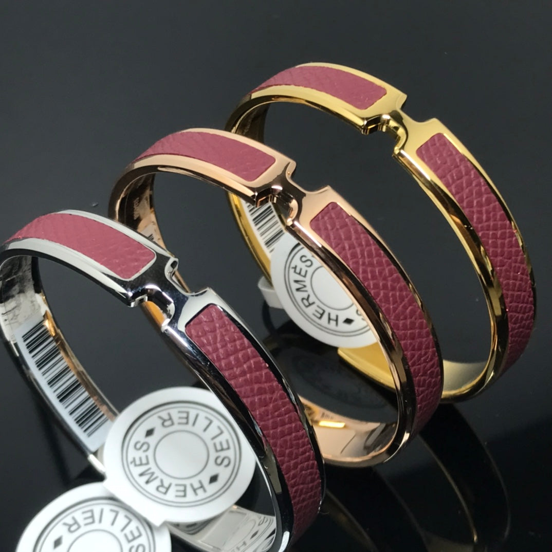 HERMES H Pig Nose Burgundy Bracelet