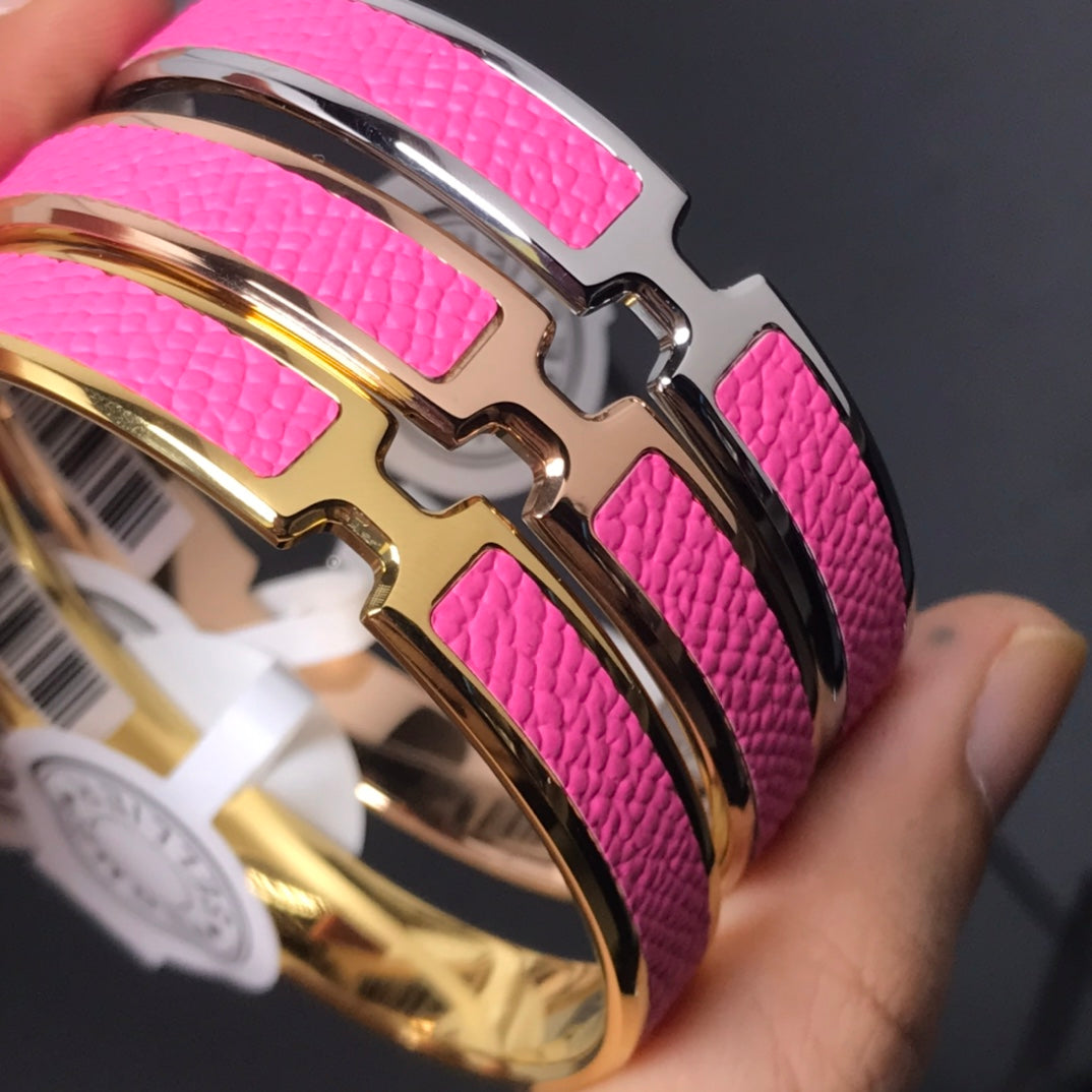 HERMES H Pig Nose Pink Bracelet