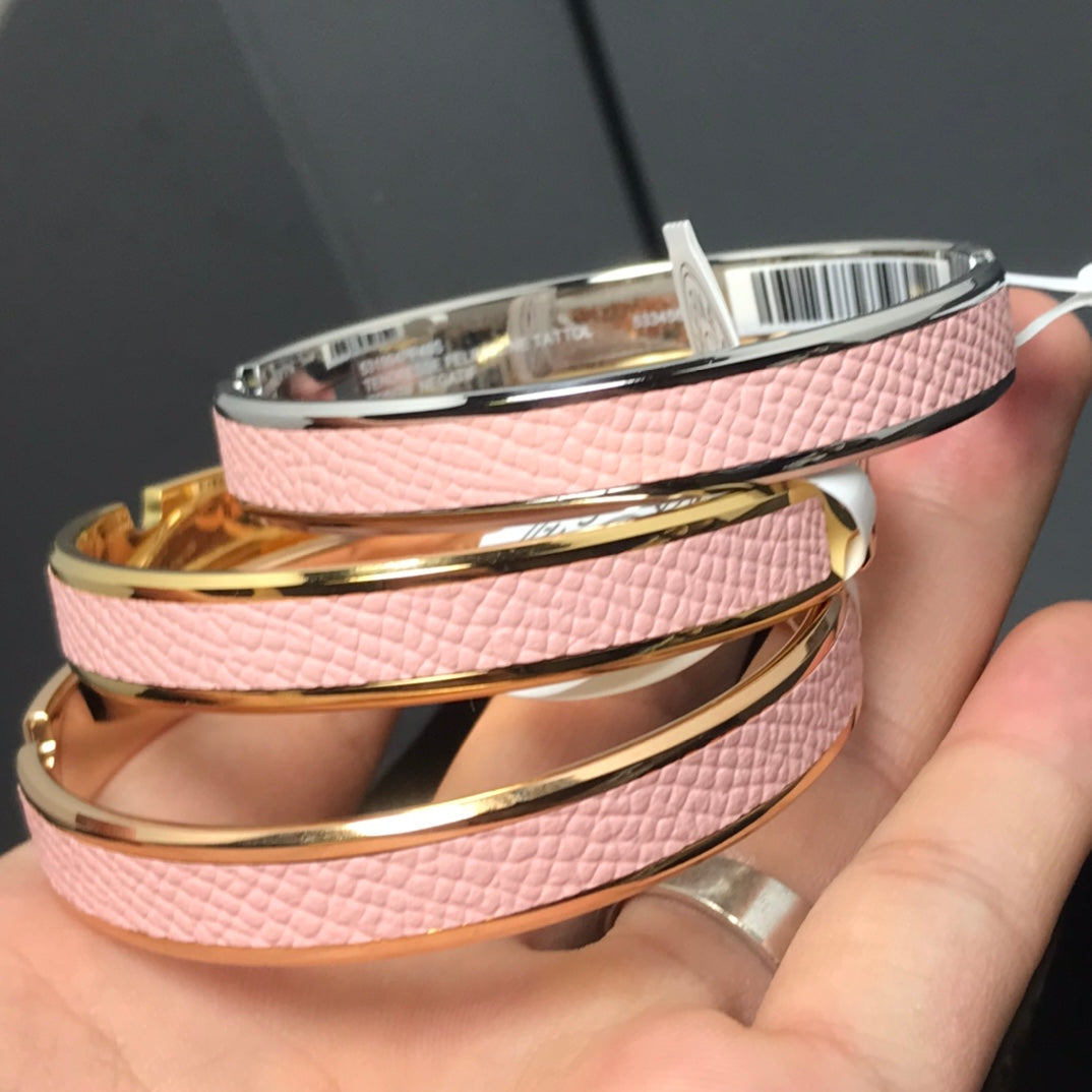 HERMES H Pig Nose Light Pink Bracelet