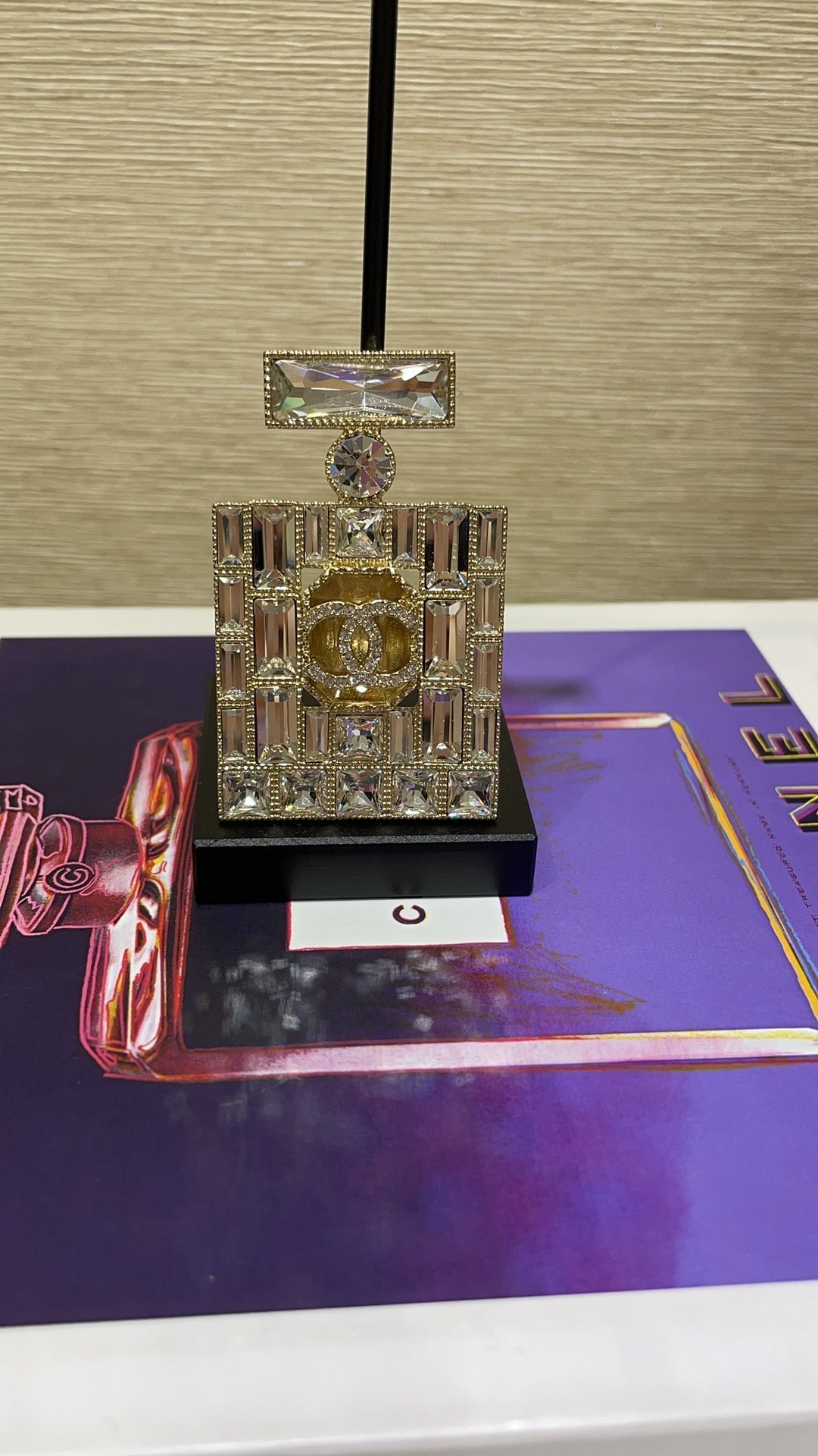 Chanel Brooch Gold 162676