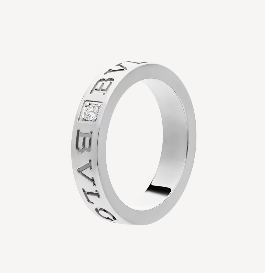 BVLGARI ZERO 1 ESSENTIAL WITH A DIAMOD RING