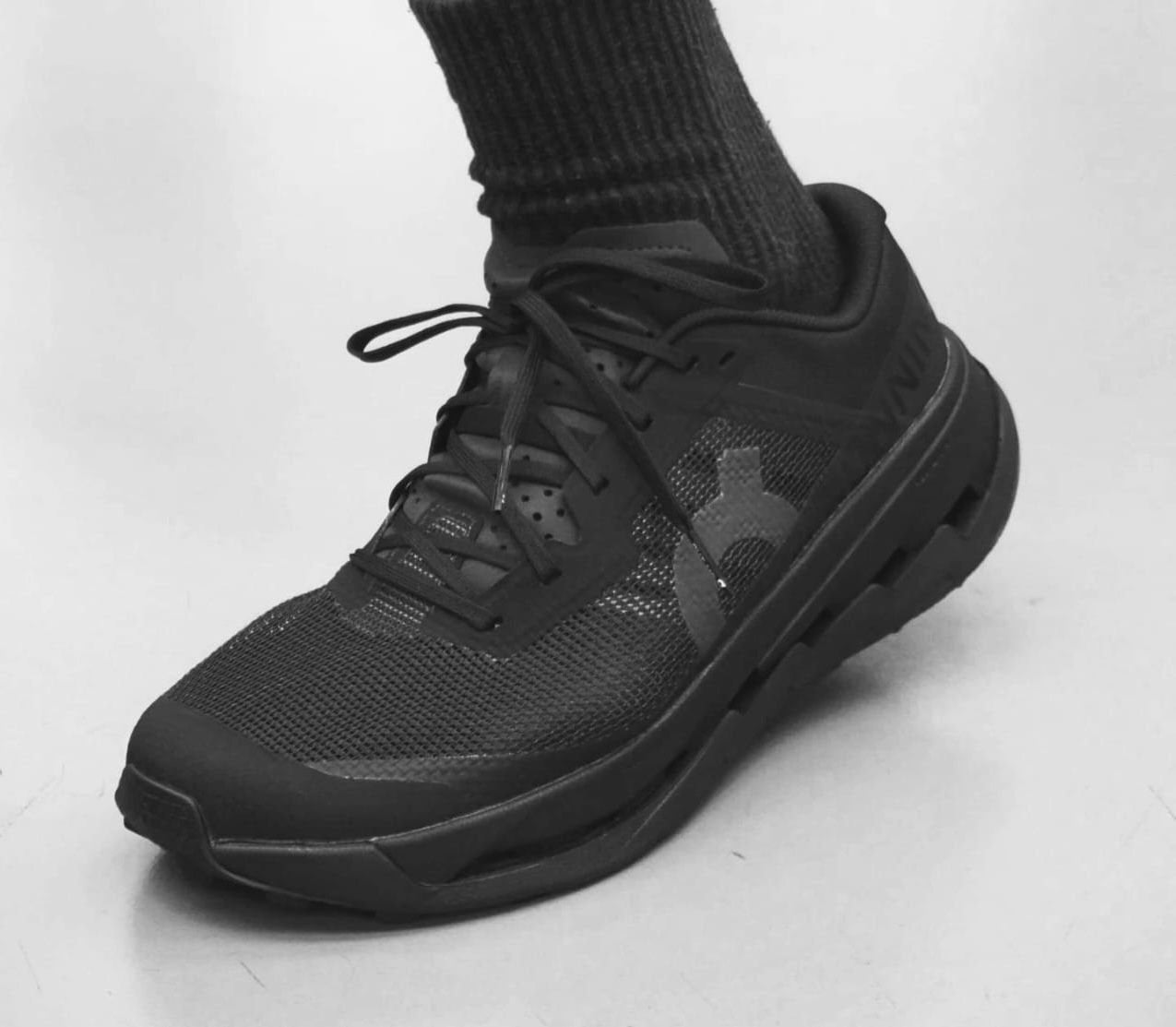 On Running Cloudultra 3 Black