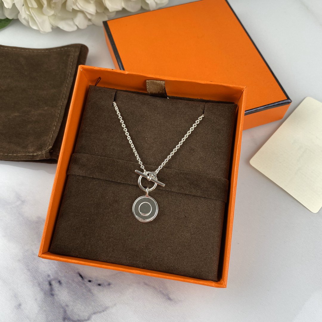 HERMES CHAINE VERSO  NECKLACE