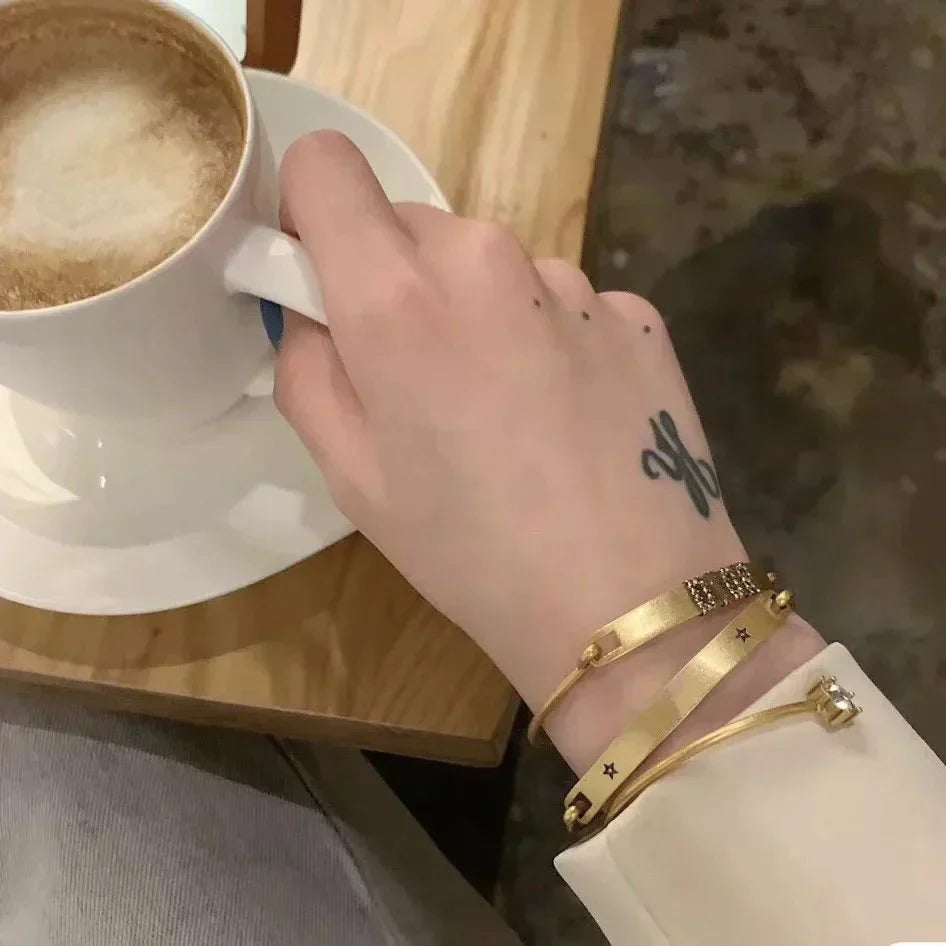 DIOR D EVOLUTION BRACELET SET ANTIQUE GOLD-FINISH METAL