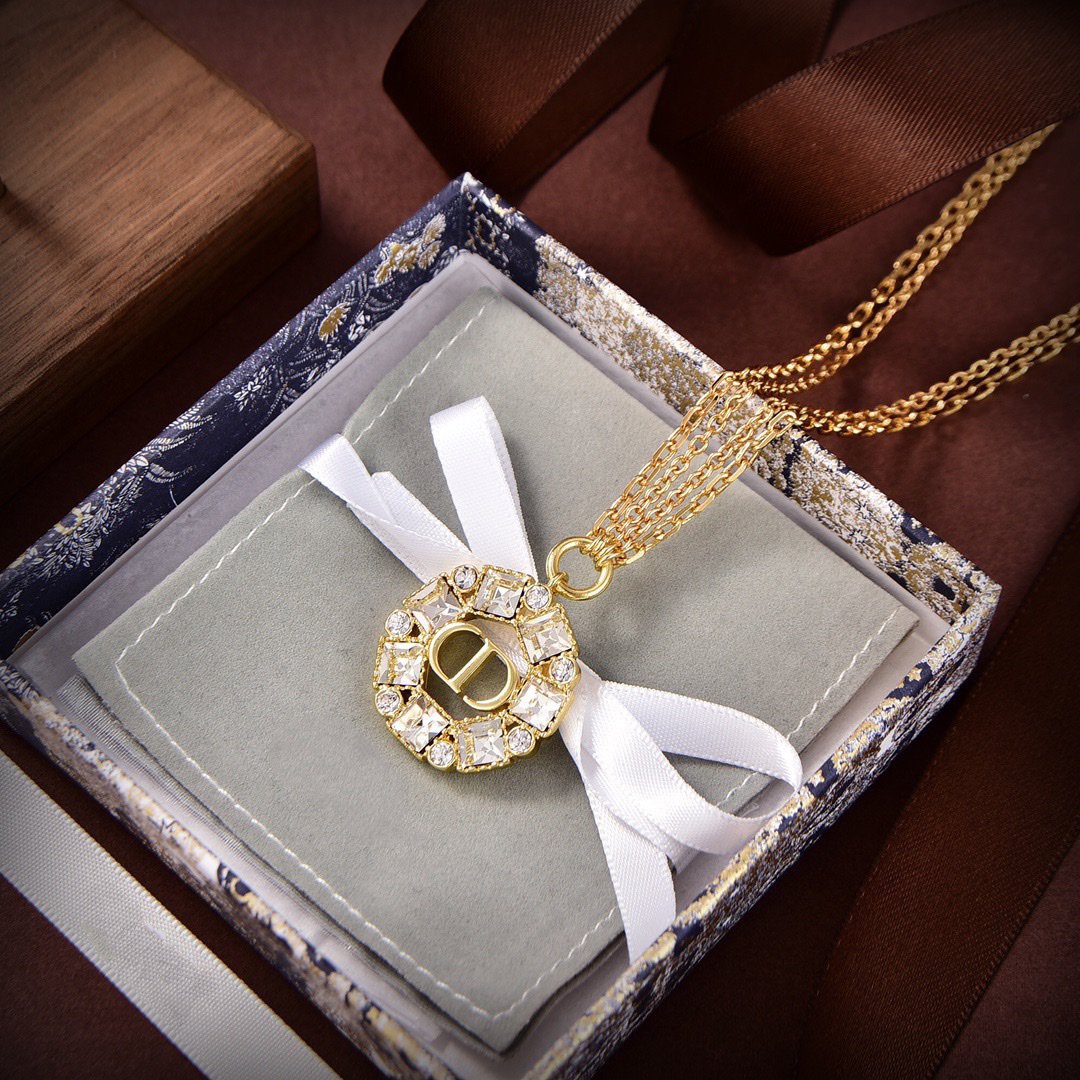 DIOR CD PENDANT GOLD DIAMOND NECKLACE