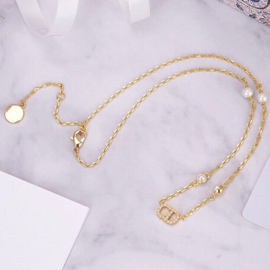DIOR CD NECKLACE PEDANT GOLD DIAMOND 4 PEARL