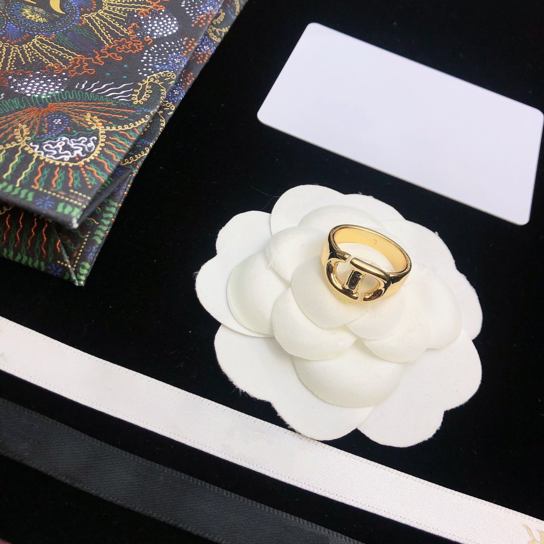 DIOR CD 30 MONTAIGNE GOLD RING