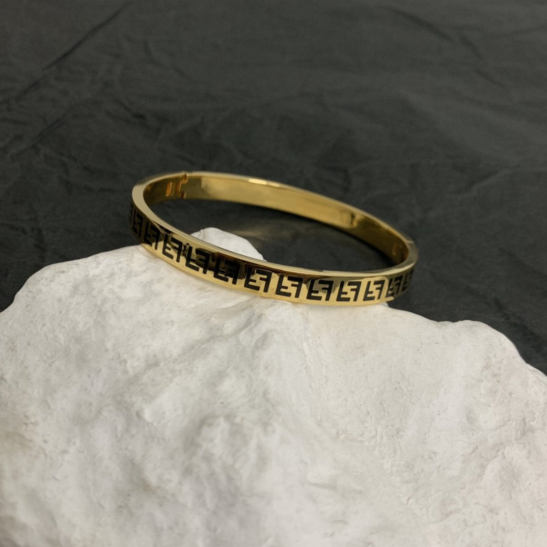 FENDI FOREVER F GOLD BRACELET BLACK