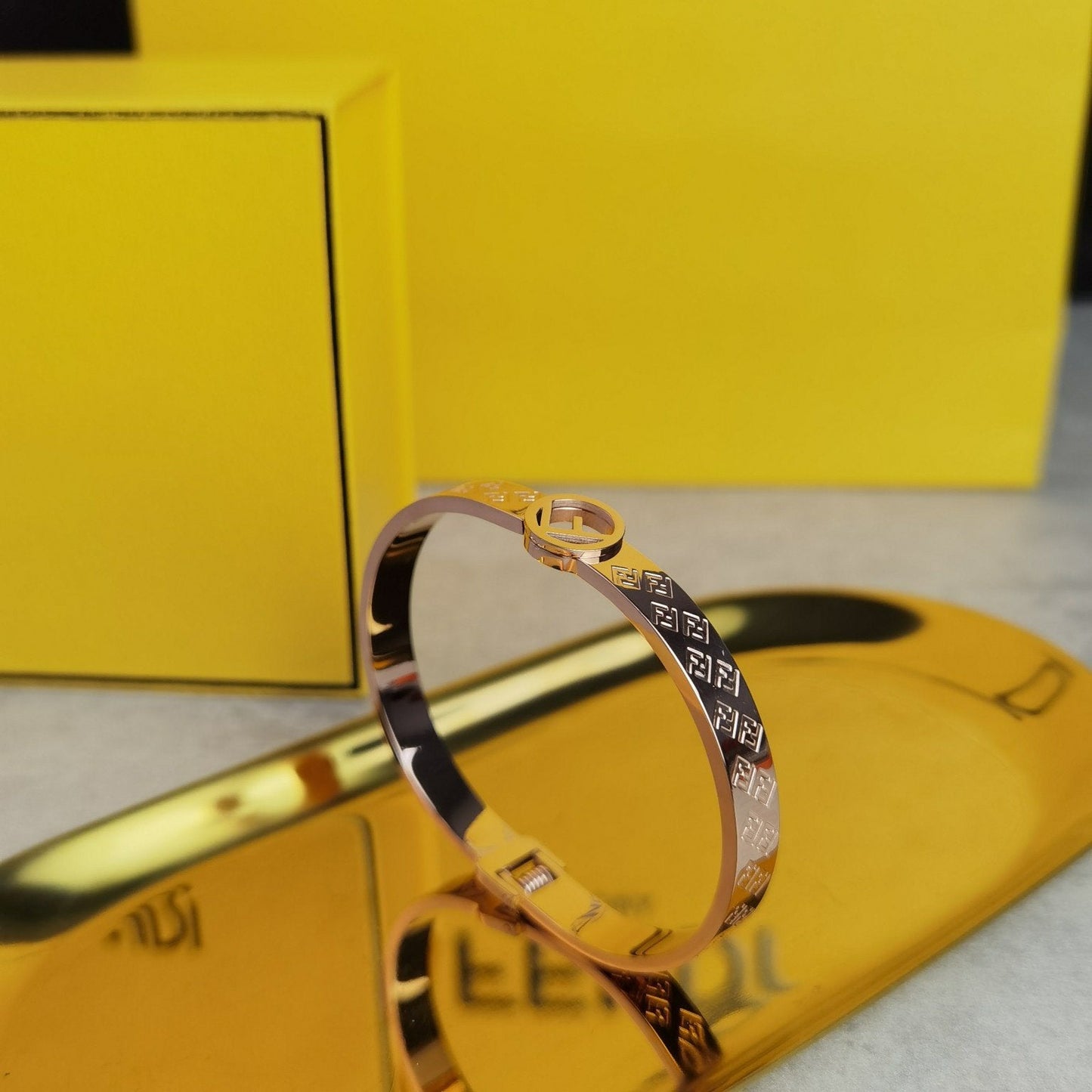 FENDI FF LOGO BRACELET SILVER