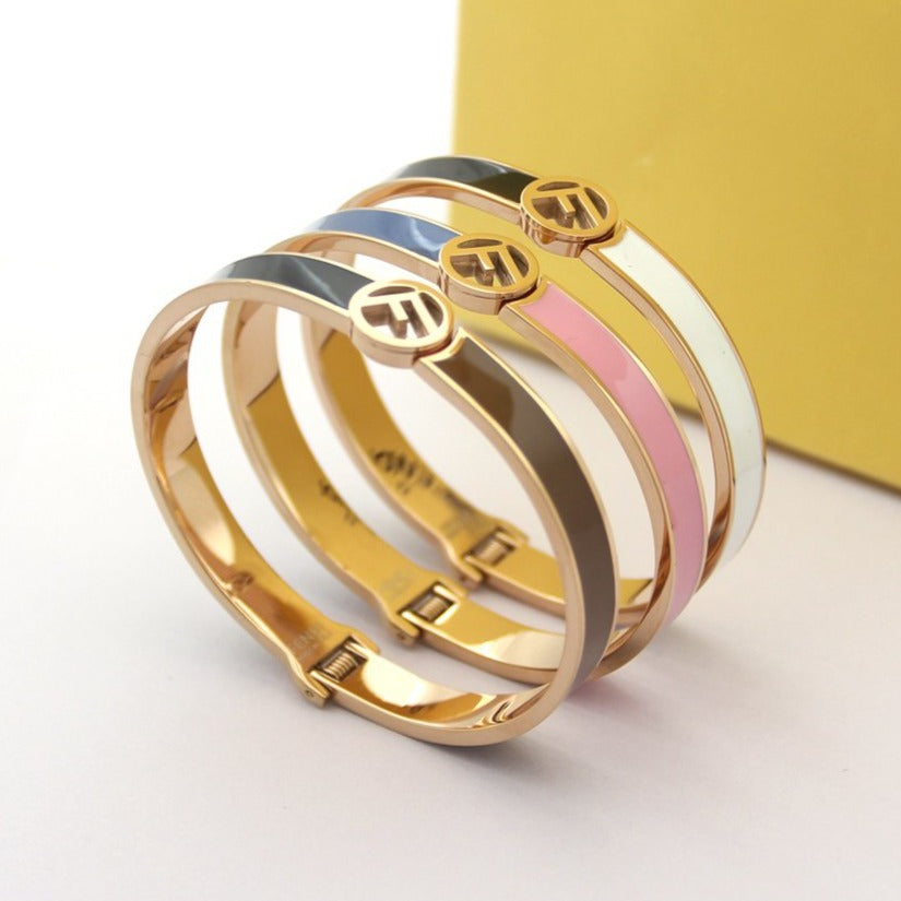 FENDI F LOGO MULTICOLOR BRACELET