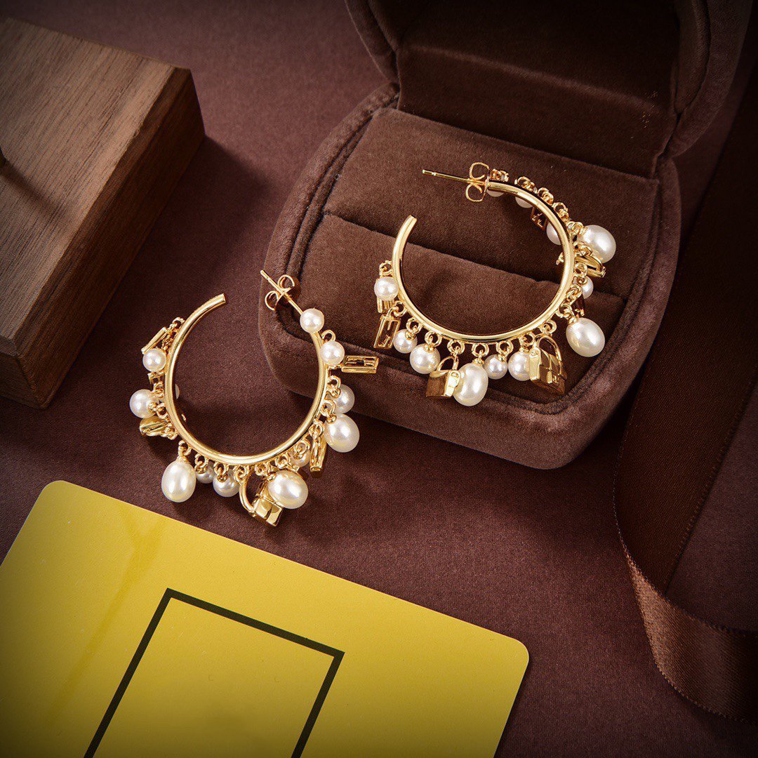 FENDI F BUCKLE PEARL GOLD EARRINGS