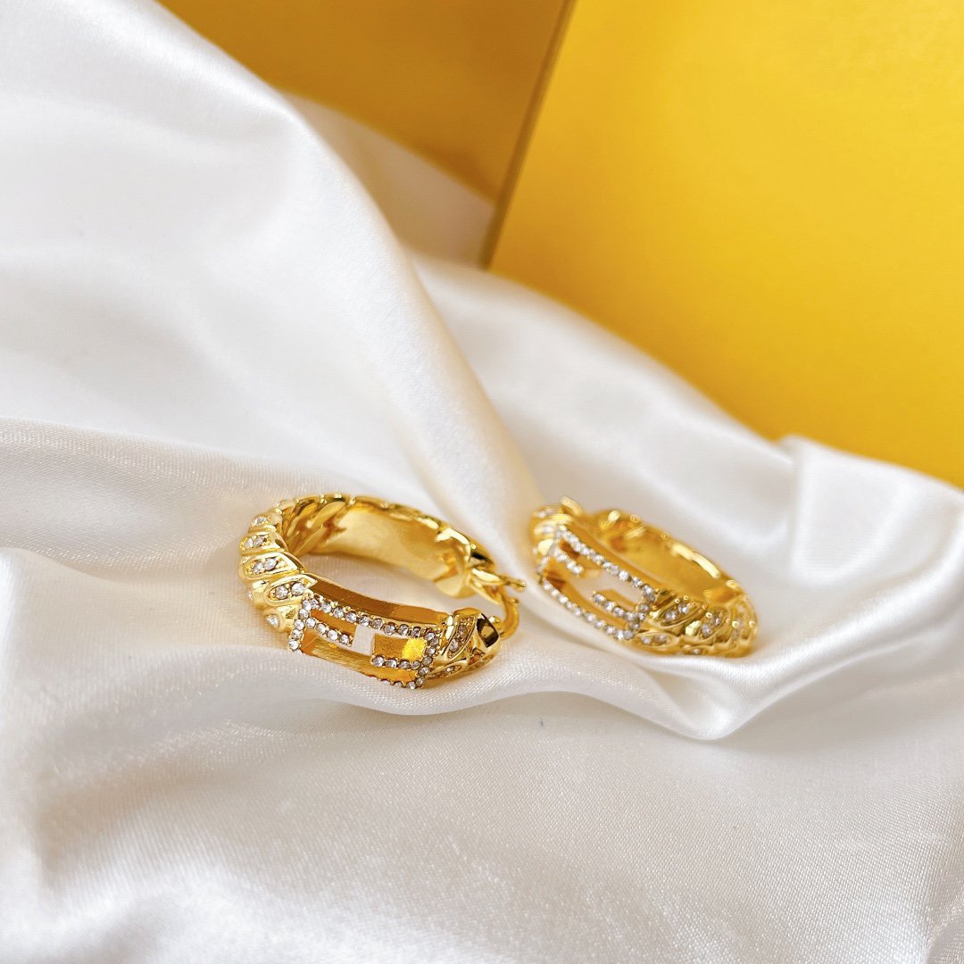 FENDI BAGUETTE SMALL EARRINGS GOLD DIAMOND