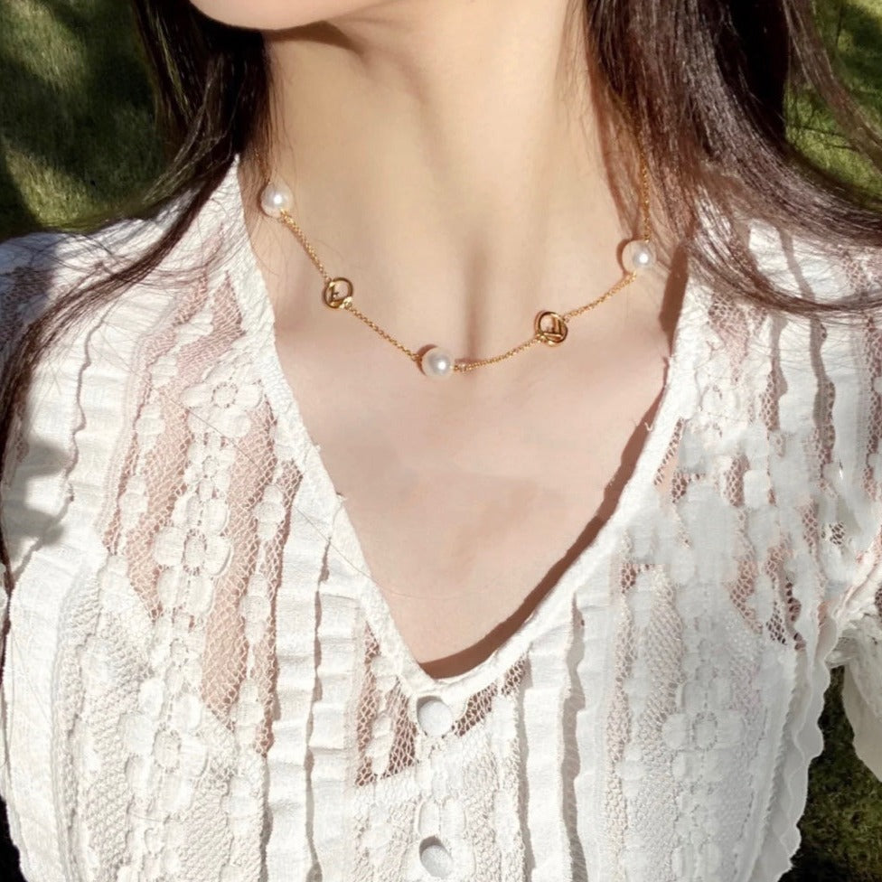FENDI FF 6 MOTIF PEARL GOLD DIAMOND NECKLACE