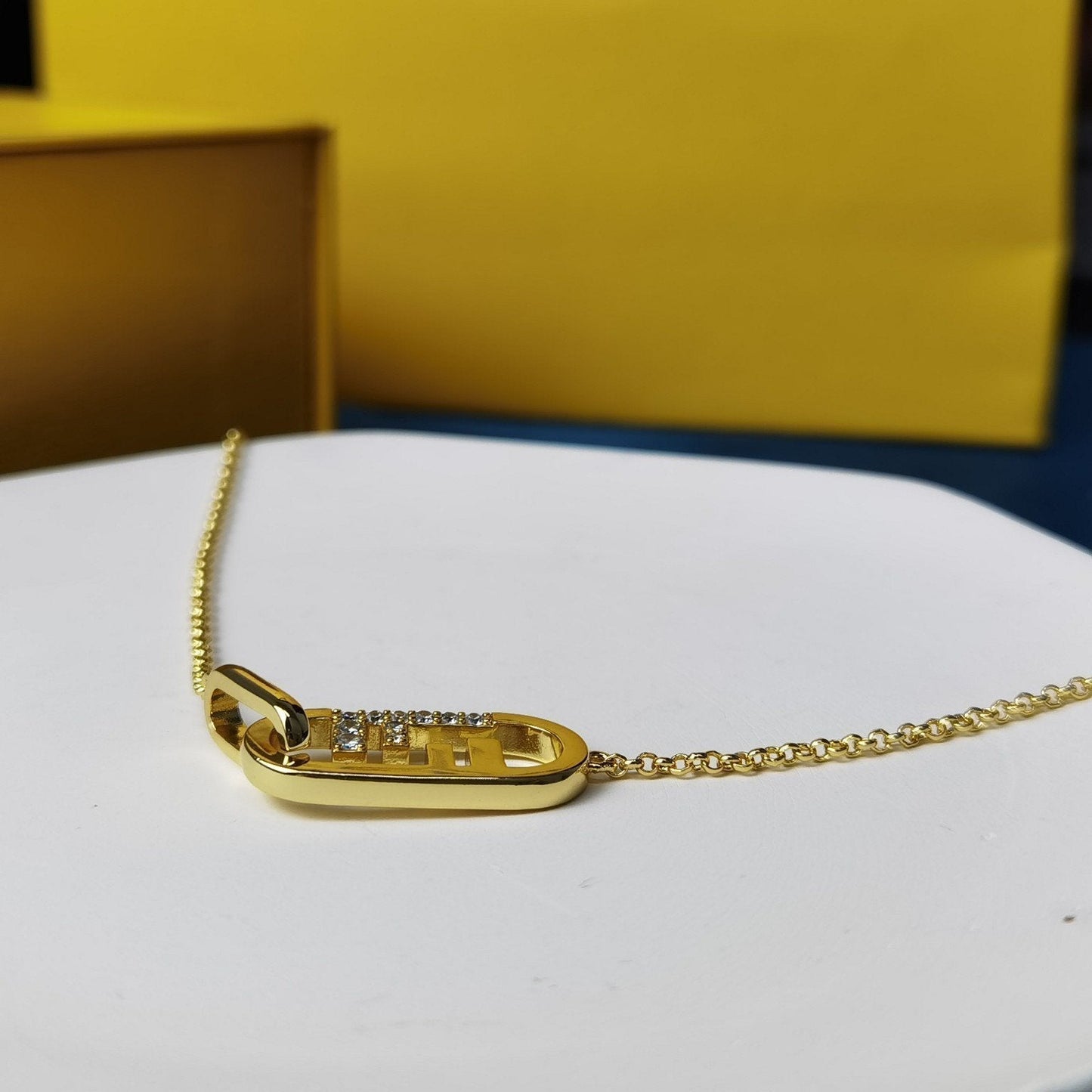 FENDI O'LOCK GOLD DIAMOND NECKLACE