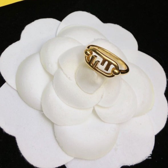 FENDI O'LOCK GOLD RING