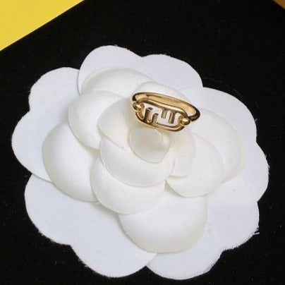 FENDI O'LOCK GOLD RING