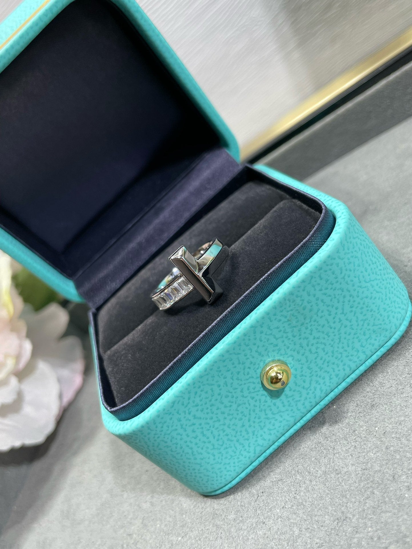 TIFFANY T1 WIDE 4.5MM DIAMOND RING