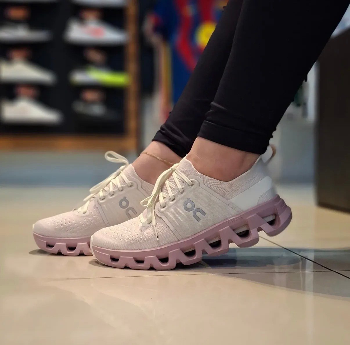 On Cloudswift 4 Pearl-Mauve