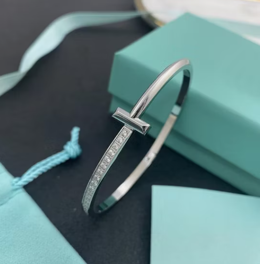 TIFFANY WIDE DIAMONDS HINGED BANGLE