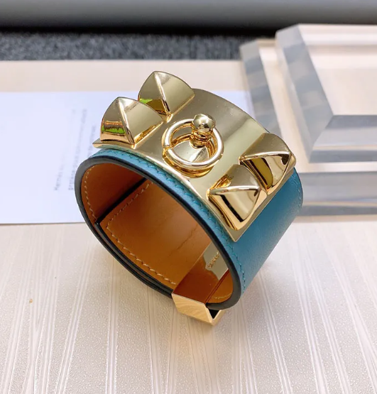 Hermès Collier de Chien Bracelet Leather With Gold Hardware