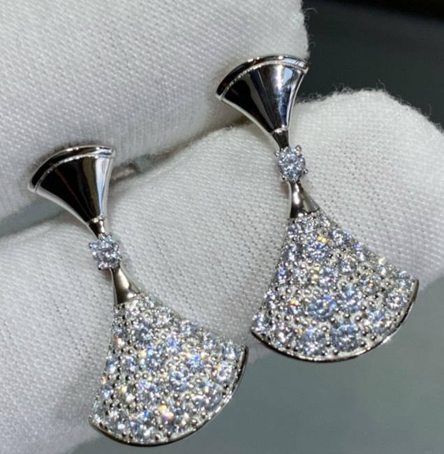 BVLGARI DREAM EARRINGS DIAMOND