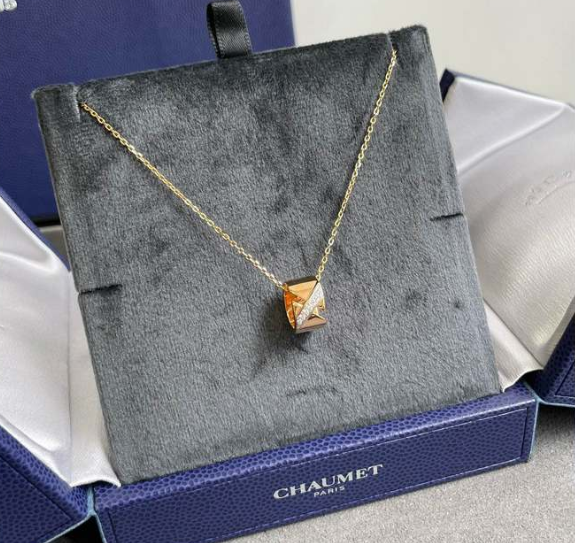 CHAUMET LIENS EVIDENCE DIAMOND NECKLACE
