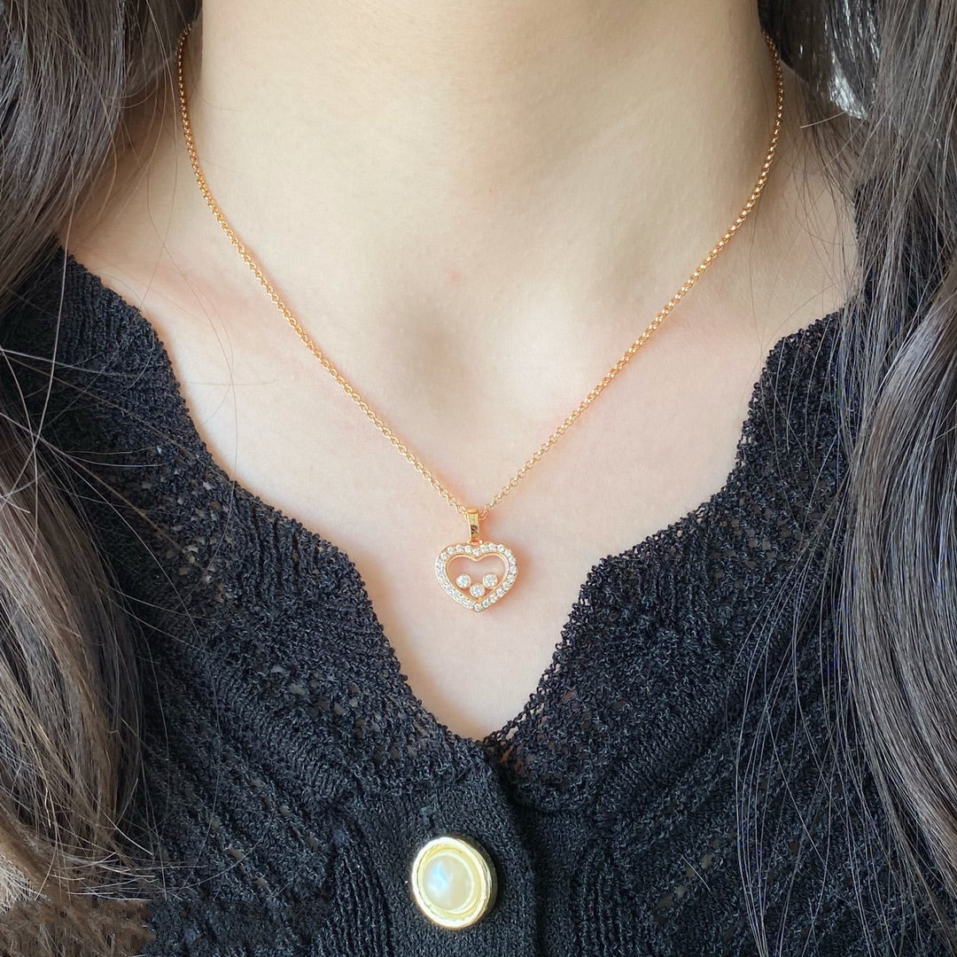 CHOPARD HAPPY HEART DIAMOND NECKLACE